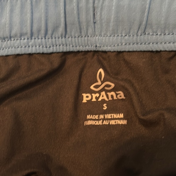 Prana men’s blue lined 8” inseam athletic shorts size small - Picture 7 of 9